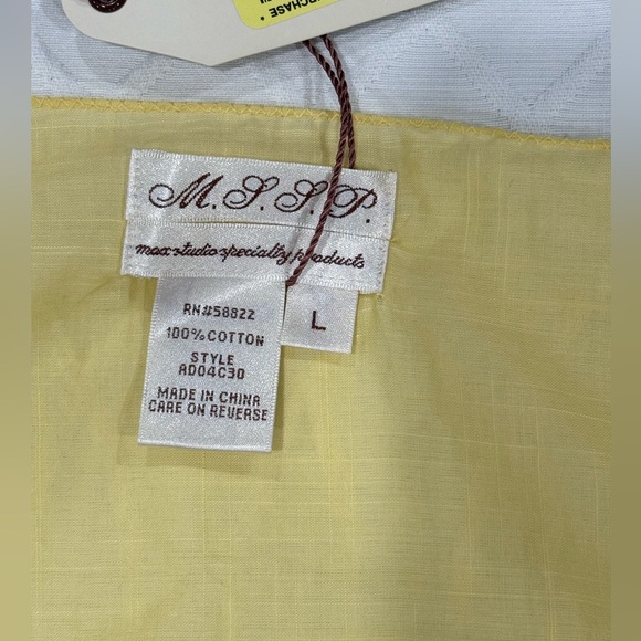 Women’s NWT MSSP Lightweight Yellow Top With Flower Detail On Bottom Size Large - Picture 5 of 9